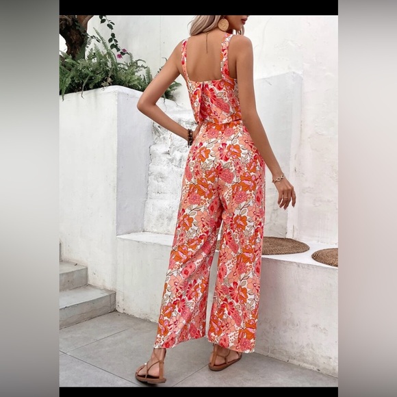 SHEIN Orange and White Jumpsuit with Wide-Leg Design - Picture 2 of 5